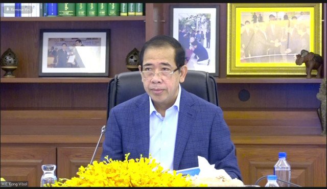 ត្រឹម១០ខែ កម្ពុជាប្រមូលពន្ធដារ បានជាង ២ ៣០០លានដុល្លារ ដែលលើសផែនការជាង៣ភាគរយ 