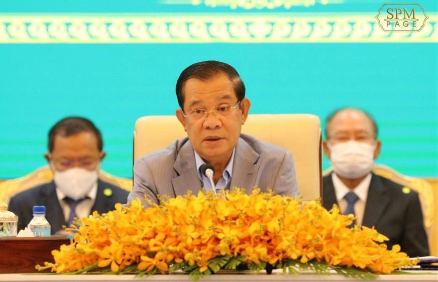 ​លោក ហ៊ុន សែន បញ្ជា​ទៅ​មន្ត្រី​ក្រោម​ឱវាទ​ពន្លឿន​បើក​សាច់​ប្រាក់​ជូន​គ្រួសារ​សព​កូវីដ-១៩