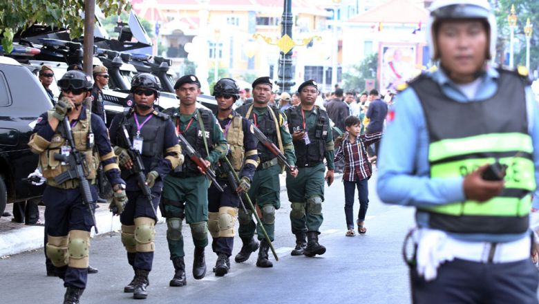 លោក​ ឃួង ស្រេង ណែ​នាំឱ្យ​អាជ្ញាធរ​ត្រូវ​រក្សា​សន្តិសុខ​អំឡុង​ថ្ងៃ​ឈប់សម្រាក​បុណ្យអុំទូក