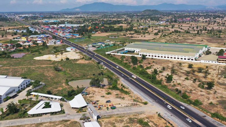 លោក ស ខេង ស្នើឱ្យយ​ក្រសួងប្រៃ​សណីយ៍ភ្ជាប់​អ៊ីនធឺណិត​តាមខែ្សកាប​ ដើម្បីភ្ជាប់​ឧបករណ៍​ត្រួតពិនិត្យ​ល្បឿន