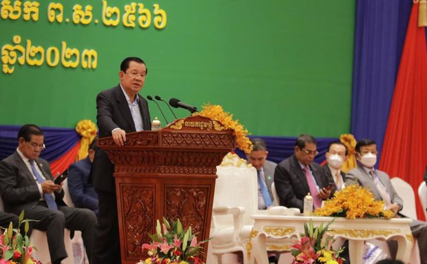  ពលរដ្ឋ​មួយចំនួន​ត្អូញត្អែរ​ពី​ជីវភាព​ក្រីក្រ​ខ្លាំង​ខណៈ​ក្រសួង​សេដ្ឋកិច្ច​ថា កម្ពុជា​មាន​ហានិភ័យ​បំណុល​កម្រិត​ទាប