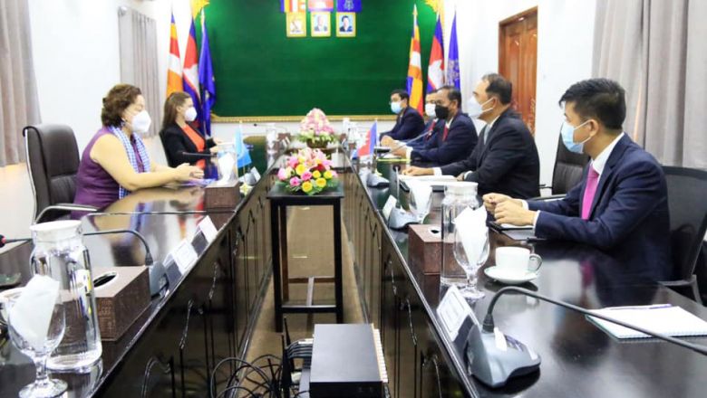 លោក​ លី ធុជ ស្នើតំណាង ​UNDP ថ្មី ប្រចាំ​នៅ​កម្ពុជា​បន្ត​ជួយ​កៀរគរ​ធនធាន ដើម្បី​បោសសម្អាតមីននៅកម្ពុជា