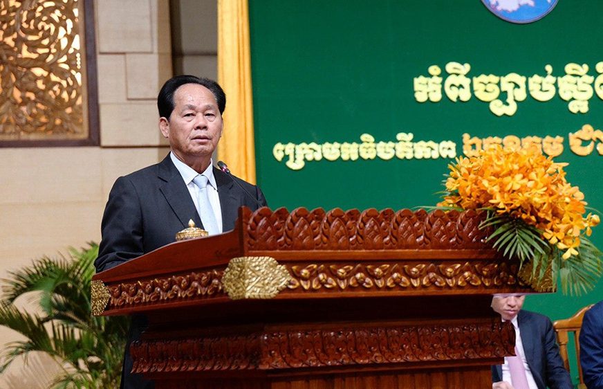 លោក ជា សុផារ៉ា ប្រាប់​អាជ្ញាធរ​ខេត្ត​ពោធិ៍សាត់​ដក​ហូត​ដី​ក្នុង​តំបន់​បឹង​ទន្លេសាប​និង​បញ្ជូន​ជន​ល្មើស​ទៅ​តុលាការ