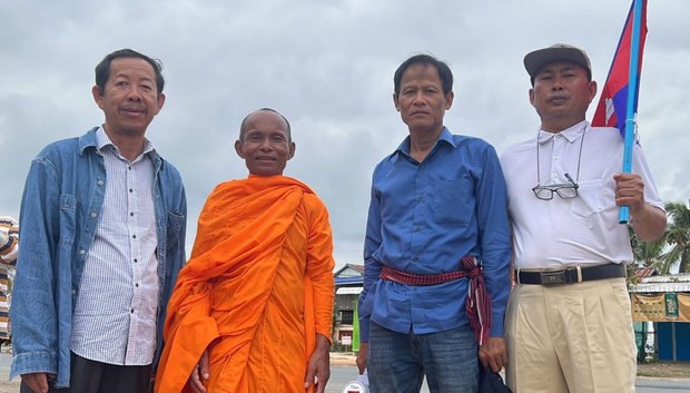 ព្រះតេជព្រះគុណ សយ សាត ដែល​រង​ការ​ចាប់​ផ្សឹក ភៀស​ទៅ​កន្លែង​មាន​សុវត្ថិភាព