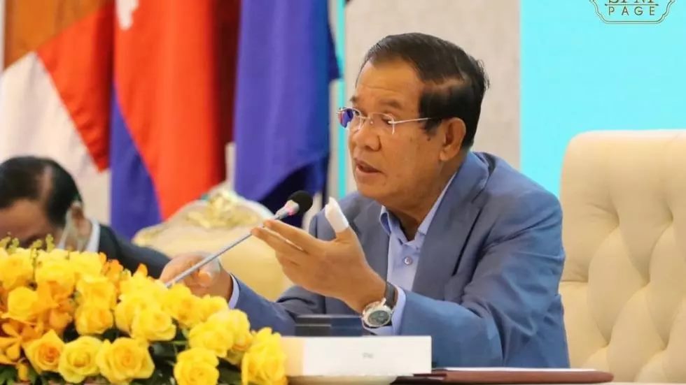 លោក ហ៊ុន សែន បញ្ជាឲ្យខេត្តនៅព្រំដែនបើកផ្លូវឲ្យពលរដ្ឋខ្មែរដឹកទំនិញទៅលក់នៅប្រទេសក្បែរខាងឡើងវិញ