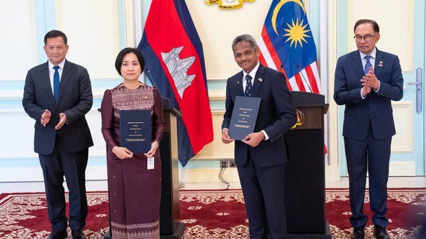  កម្ពុជា ម៉ាឡេស៊ី​ចុះ MoU ស្ដីពី​ការ​ទូទាត់​រូបិយប័ណ្ណ​ក្នុង​ស្រុក​សម្រាប់​ទំនិញ​ឆ្លងដែន និង​ទេសចរណ៍