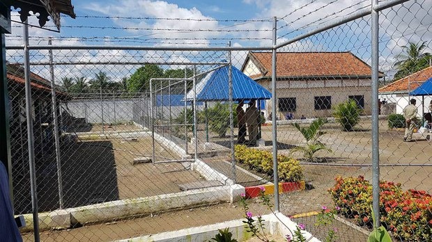 អ្នក​​ជាប់ឃុំ​ដំបូង​​គេ​​ស្លាប់​​ដោយ​​សារ​​ជំងឺ​កូវីដ​១៩​ នៅ​​ពន្ធនាគារ​​ខេត្ត​កំពង់ស្ពឺ​