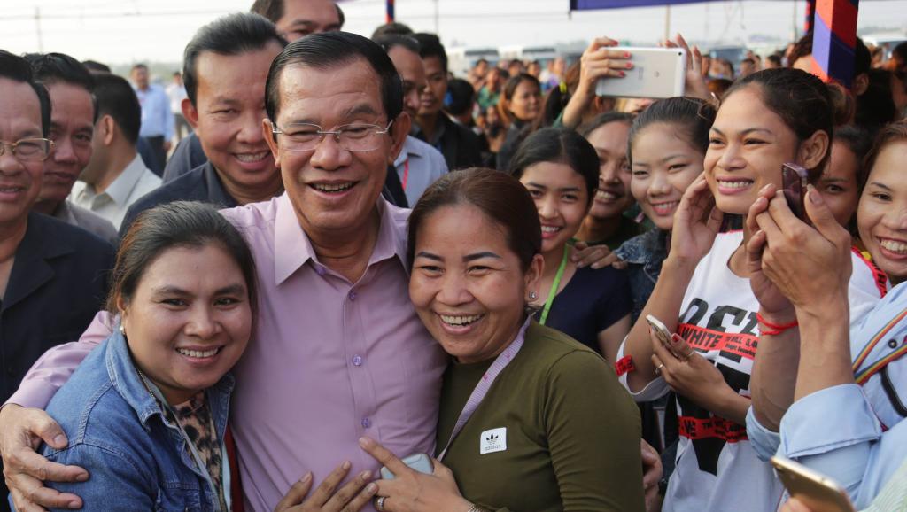 រដ្ឋាភិបាល​ ប្តេជ្ញា​រក​ការងារ​ថ្មី​ឲ្យ​កម្មករ​ដែល​បាត់​បង់​ការងារ​ព្រោះ​ថៅកែ​រត់​ចោល