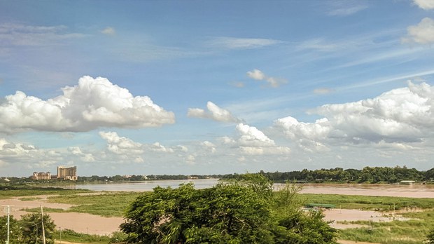 ភ្លៀងធ្លាក់​ខ្លាំង និង​​ការ​​បើក​​ទំនប់​​វារីអគ្គិសនី គណៈកម្មការ​​ទន្លេ​មេគង្គ​ព្រមាន​អំពី​កម្ពស់​​ទឹក​​ទន្លេ​មេគង្គ​​ហក់​ឡើង​​​