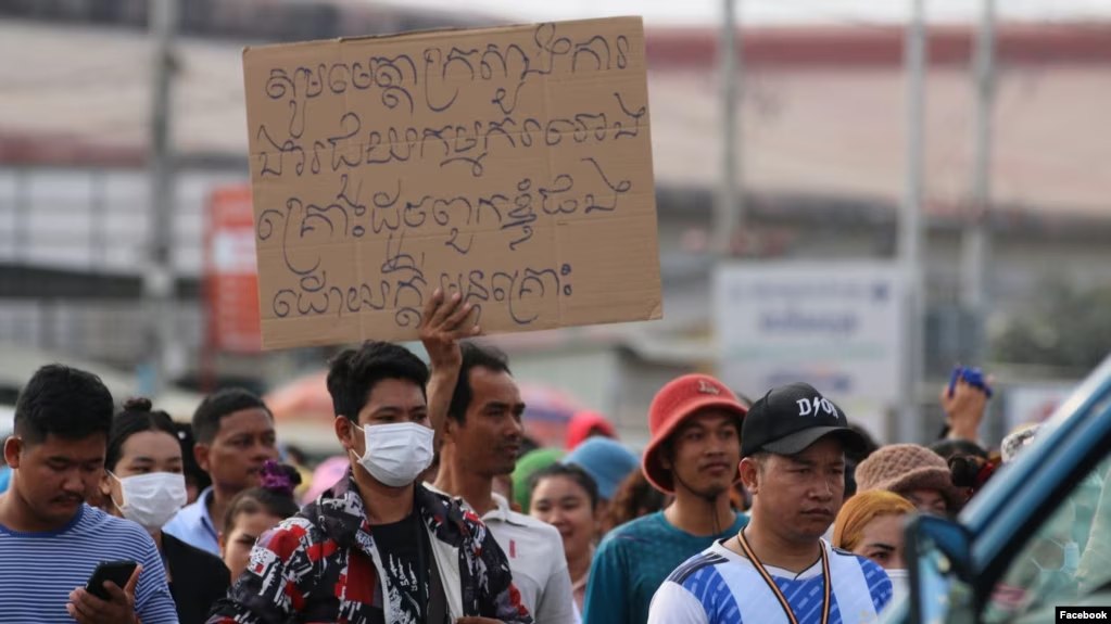 រដ្ឋាភិបាលផ្ដល់ឱកាសការងារដល់កម្មករក្រុមហ៊ុន Y&W Garment ពេលថៅកែរត់ចោល 