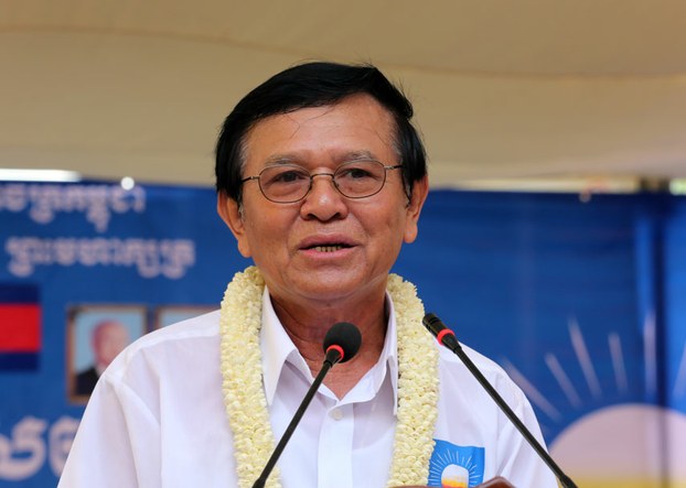  ក្រុមមេធាវីស្នើតុលាការបញ្ឈប់តាមចាប់ខ្លួនលោក កឹម សុខា