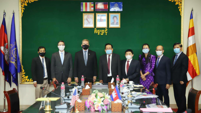 ឯកអគ្គរដ្ឋទូត​អាមេរិក​ សរសើរ​ក្រសួង​ការងារ​អនុវត្ត​បាន​ល្អ​ក្នុង​ការធានា​និរន្តរភាព​ការងារ