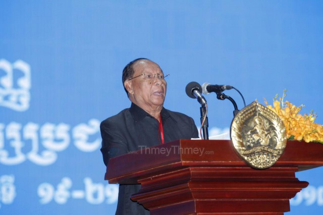 លោក ហេង សំរិន ប្រាប់​ឲ្យ​សមាជិក​បក្ស​ពង្រឹង​ការងារ​ជួយ​ពលរដ្ឋ ដើម្បី​សន្សំ​ពិន្ទុ​សម្រាប់​អាណត្តិ​ថ្មី​