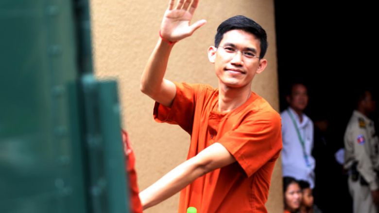 អតីត​បុគ្គលិក​វិទ្យុ​អាស៊ីសេរី​​ សុំ​ជំនួយ​ផ្ដល់​សេវា​មេធាវី
