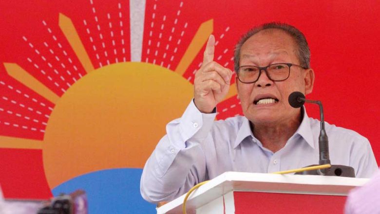 ​លោក ​ហ៊ុន សែន ​ផ្ញើ​សារ​ព្រមាន​ដល់​គណបក្សនយោបាយ​ដែល​វាយប្រហារ​គណបក្ស​ប្រជាជន​កម្ពុជាថា ​នឹង​ប្រើ​សិទ្ធិ​ការពារ​ខ្លួន​ក្នុងករណី​ចាំបាច់​