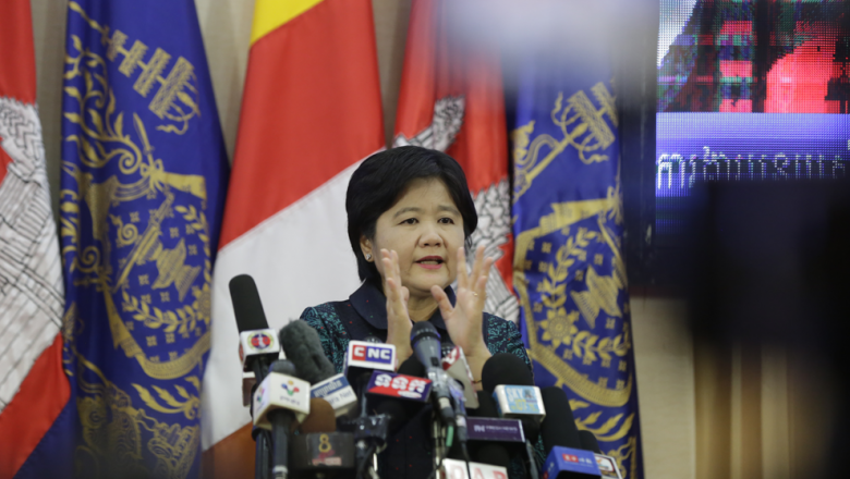 ក្រសួង​សុខាភិបាល​ ណែនាំ​ឱ្យ​ម្ចាស់​ឱសថស្ថាន​បន្ត​ចូលរួម​ទប់ស្កាត់​ការឆ្លង​ជំងឺ​កូវីដ