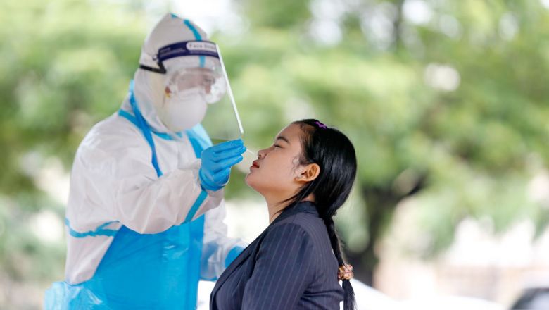 កម្ពុជា​បន្ត​រកឃើញ​អ្នក​វិជ្ជមាន​មេរោគ​កូវីដ ១៩ ចំនួន ២ នាក់​បន្ថែមទៀត និង​ជាសះស្បើយ ៣ នាក់​