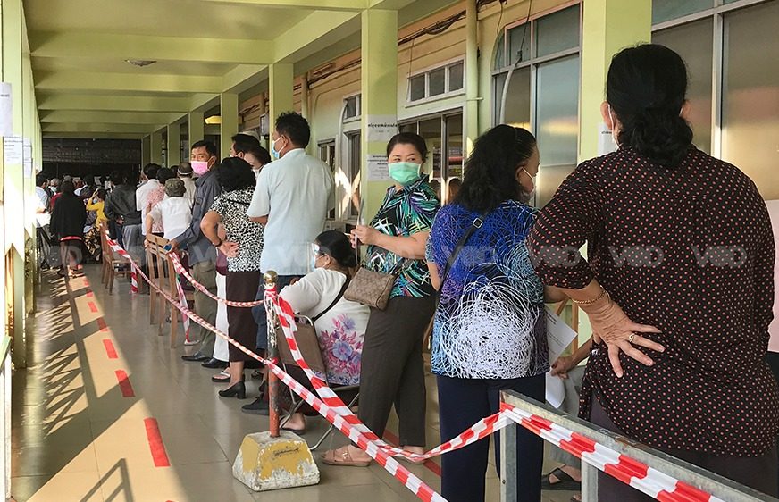 រដ្ឋា​ភិបាល​ជំរុញ​ឱ្យ​ពន្លឿន​​​​​ចាក់​វ៉ាក់សាំង​ដល់​មនុស្ស​ចាស់​ជាង​៥​ម៉ឺន​នាក់​ទៀត​ ដើម្បី​ទប់​ស្កាត់​ជំងឺ​កូវីដ-១៩