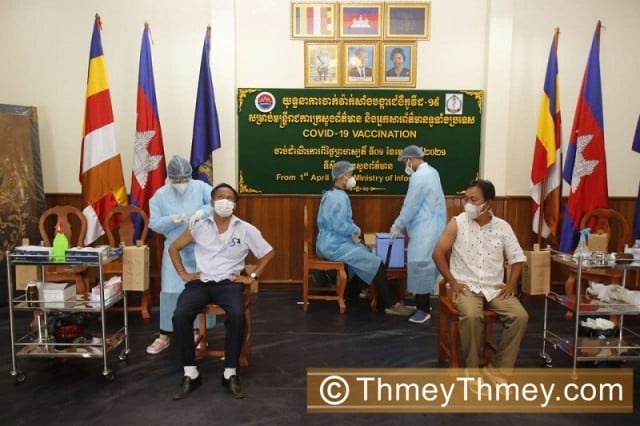 ពលរដ្ឋខ្មែរជាង៥,២ភាគរយបានចាក់វ៉ាក់សាំងកូវីដ-១៩ ដោយជាង១,៦ភាគរយបានចាក់ដូសទី២