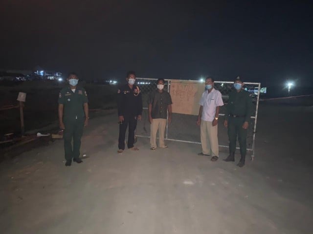 បិទ​ភូមិ​ឆ្នុកទ្រូ និង​កំពង់ព្រះ ក្នុងស្រុក​បរិបូណ៌ ២​សប្តាហ៍ ក្រោយ​មនុស្ស​៧​នាក់​ឆ្លង​កូ​វីដ​-១៩ 