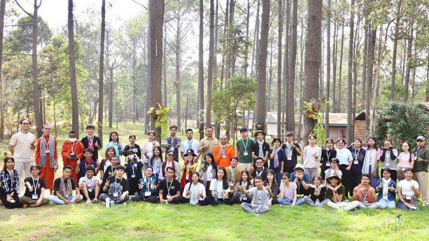 ក្រុម​ស្ត្រី​ស្នើ​ឱ្យ​រដ្ឋាភិបាល​ការពារ​ព្រៃឈើ​ក្នុង​ឧទ្យានជាតិ​គិរីរម្យ​ឱ្យ​គង់វង្ស ខណៈ​ការ​កាប់​ឈើ​បន្ត​កើត​មាន