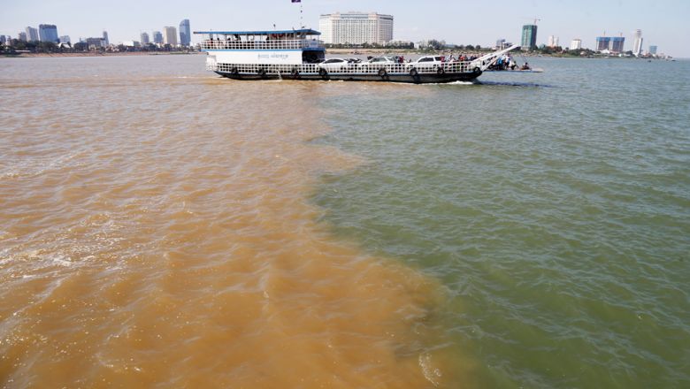 MRC បារម្ភ​ពី​ការ​ស្រក​ចុះ​ទាប និង​ការ​ប្រែ​ពណ៌​នៃ​ទឹក​ទន្លេ​មេគង្គ