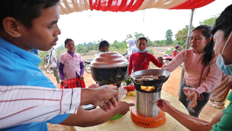 ឃុំ​ ១ ​ធ្វើ​យុទ្ធនាការ​ភូមិ​គ្មាន​ផ្សែង​ បន្ទាប់ពី​ជោគជ័យ​លើ​បង្គន់