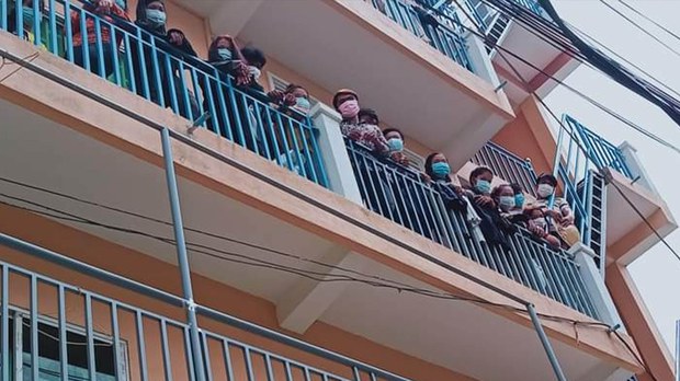 សង្គម​ស៊ីវិល សហជីព និង​អ្នកសេដ្ឋកិច្ច​ក្រៅ​ប្រព័ន្ធ​ស្នើ​ទៅ​រដ្ឋាភិបាល​ជួយ​អន្តរាគមន៍​ដល់​កម្មករ​ជា​បន្ទាន់​ក្នុង​វិបត្តិ​ជំងឺ​កូវីដ-១៩