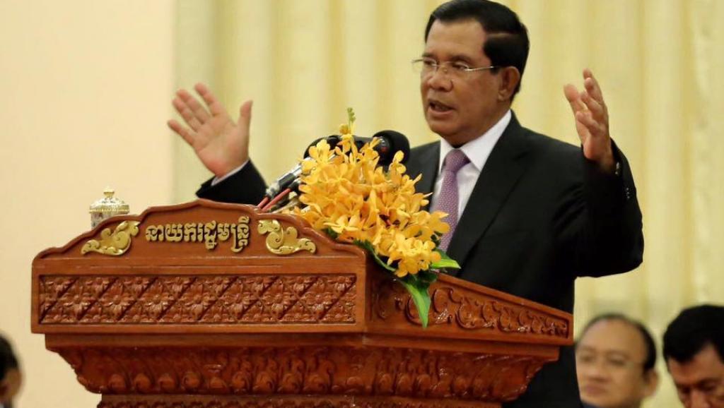 ​លោក​ហ៊ុន សែន ​ប្រាប់​​បក្ស​នយោបាយ​​ទាំង​អស់​កុំ​​ឲ្យ​​យក​​រាជានិ​យម​​ធ្វើ​ជា​​របស់​​ផ្តាច់​មុខ​