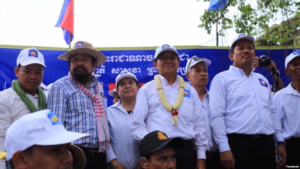 មន្ត្រី​សង្គ្រោះ​ជាតិ​ពីរ​នាក់​ទៀត​ភៀស​ខ្លួន​ដល់​សហរដ្ឋ​អាមេរិក