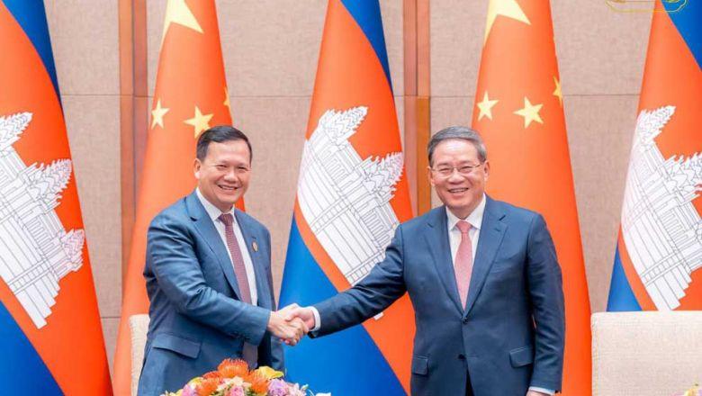 កម្ពុជា​-​ចិន​ចុះ ​MoU​ លើ​ឯកសារ​សំខាន់ៗ​មួយចំនួន​ព្រមទាំង​ពិភាក្សា​ពី​ការពង្រឹង​ទំនាក់ទំនង​ឱ្យ​កាន់តែ​រឹងមាំ​ 