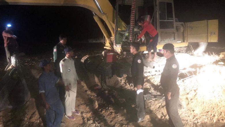 នាយក​សាលា​ម្នាក់​ និង​អ្នក​បើកបរ​គ្រឿងចក្រ​ម្នាក់​រងរបួស ​ដោយសារ​ផ្ទុះ​មីន​តោន