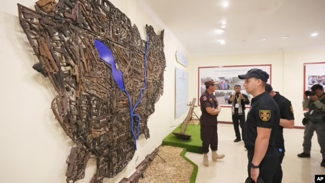 អ្នក​តាម​ដាន​សង្គម៖​ សន្តិភាព​ចាំ​បាច់​ខ្លាំង​ក្នុង​ការ​អភិវឌ្ឍ​ជាតិ ​ដូចគ្នា​នឹង​យុត្តិធម៌​សង្គម​និង​សិទ្ធិ​សេរីភាព​ 