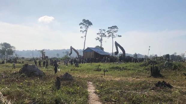  តំណាង​សហគមន៍​ព្រៃនប់​ដាក់​លិខិត​ស្នើ​សុំ​ឱ្យ​អភិបាល​ខេត្ត​ព្រះសីហនុ​ដោះ​ស្រាយ​បញ្ហា​ដីធ្