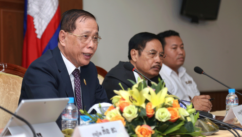 អ្នក​នាំពាក្យ​ ចាត់ទុក​ការរិះគន់​ការបោះឆ្នោត​ ជា​ការជ្រៀតជ្រែក​ផ្ទៃក្នុង