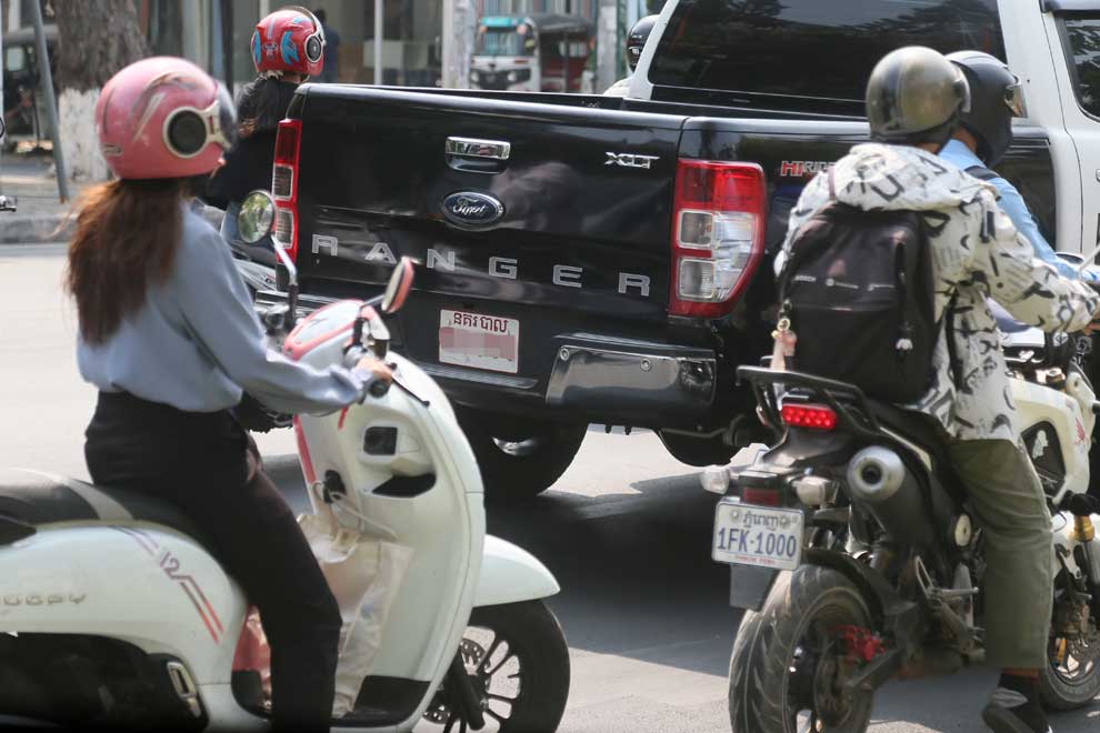 ក្រសួងមហាផ្ទៃ​ព្រមាន​ជាថ្មី​ការប្រើ​ផ្លាកលេខ​រថយន្ត ន​.​ប​ ខុស​គោលការណ៍​