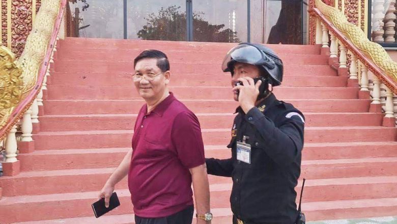 ការិ​យាល័​យ​អ្នក​នាំពា​ក្យៈ​ ដើម្បី​ការពារ​ឯករាជ​ភាព​រ​ដ្ឋ​តូច​ដូច​ជា​កម្ពុជា គឺ​ចៀស​វាង​ការ​ជ្រៀត​ជ្រែក​កិច្ច​ការ​ផ្ទៃក្នុង​ពី​រដ្ឋ​បរទេស​ 