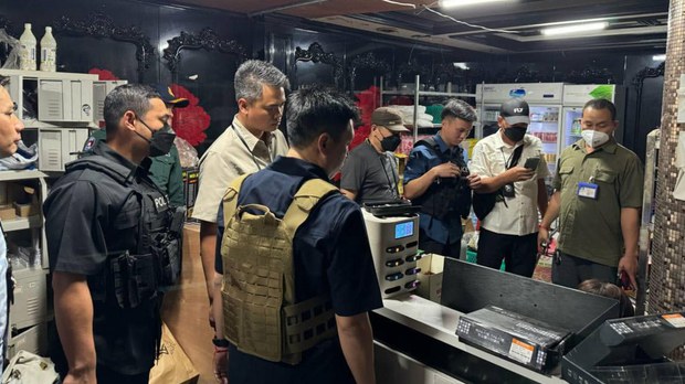 សមត្ថកិច្ច​ខេត្ត​ព្រះសីហនុ​ឃាត់ខ្លួន​មនុស្ស​ជិត​៩០​នាក់ និង​រឹបអូស​ថ្នាំ​ញៀន​ជាច្រើន