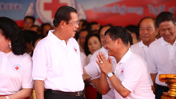 លោក ហ៊ុន សែន តែងតាំងមេឈ្មួញឈើ លោក ទ្រី ភាព ជាទីប្រឹក្សាផ្ទាល់របស់លោក