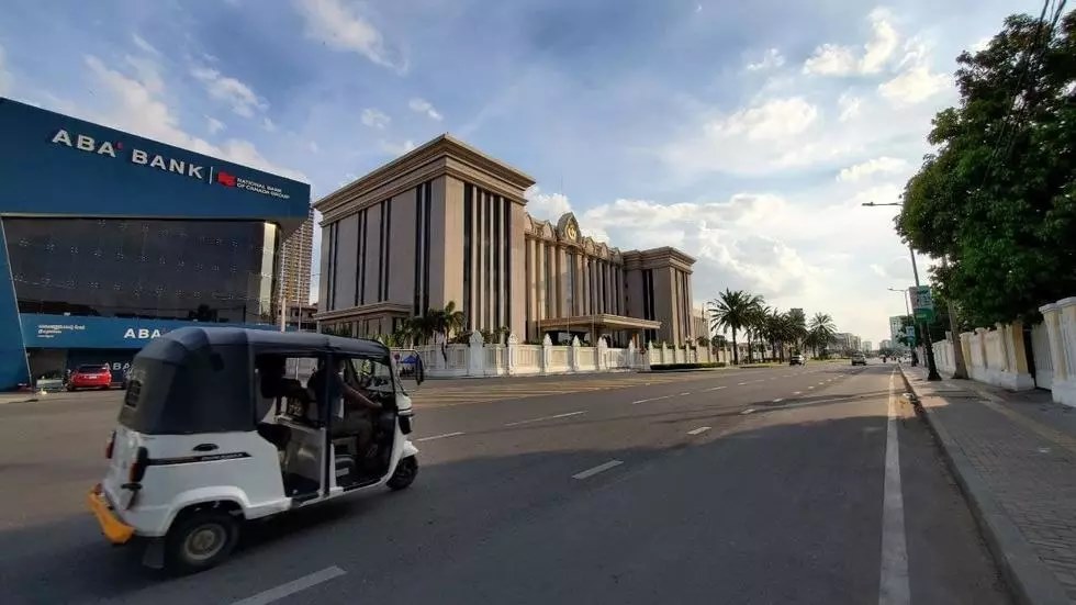 WHOនិងក្រសួងសុខាភិបាលប្រាប់ពលរដ្ឋឲ្យប្រុងប្រយ័ត្នកូវីដ១៩បើមិនចង់ឲ្យមានការបិទខ្ទប់ជាថ្មី