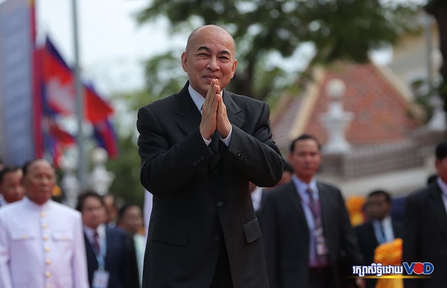 ព្រះ​មហា​ក្សត្រ​រំ​ឭក​ពី​សារ​សំ​ខាន់​នៃ​ការ​បង្រួប​បង្រួម​ជាតិ​និង​នីតិ​រដ្ឋ​ដល់​អ្នក​ន​យោបា​យ​ជាប់​ឆ្នោត​