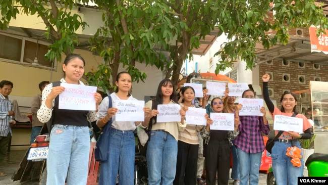 អ្នក​គាំទ្រ​ទាមទារ​ឱ្យ​ដោះ​លែង​លោក កើត សារ៉ាយ ​ខណៈ​តុលាការ​បន្ត​ឃុំ​ខ្លួន 