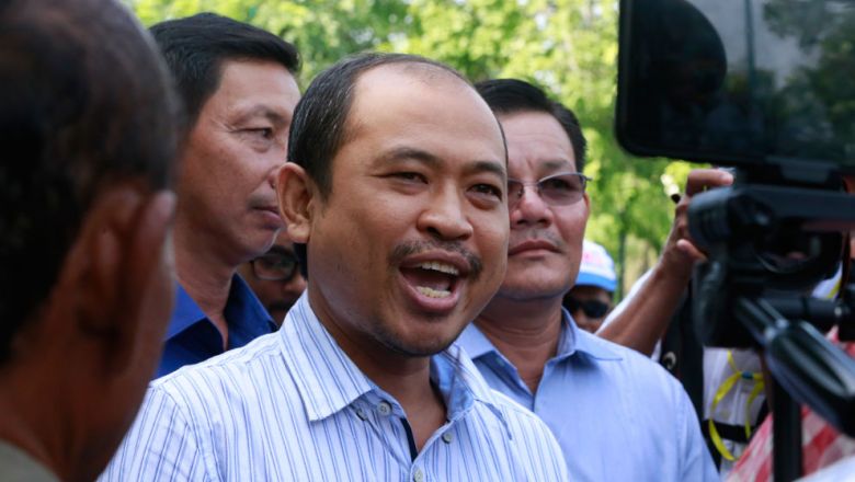 អាជ្ញាធរ​បន្ត​ស្រាវជ្រាវ​ និង​រឹបអូស​សៀវភៅ​និយាយ​ពី​លោក គឹម សុខ