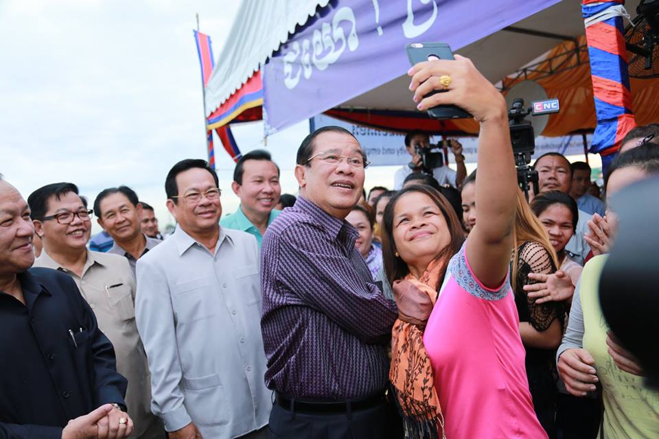 លោកនាយករដ្ឋមន្ត្រី ហ៊ុន​ សែន នៅថ្ងៃពុធនេះ បន្តអះអាងជាថ្មីទៀតថា លោក​អាចប​ន្តកាន់អំណាច បាន១០ឆ្នាំ ទៅមុខទៀត