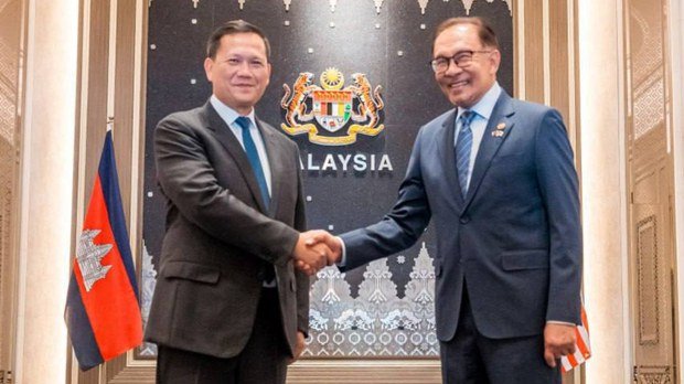 សកម្មជន​បក្ស​ប្រឆាំង​ដាក់​ញត្តិ​ទៅ​រដ្ឋាភិបាល​ម៉ាឡេស៊ី​ជួយ​ជំរុញ​រដ្ឋាភិបាល​កម្ពុជា​ស្ដារ​ប្រជាធិបតេយ្យ