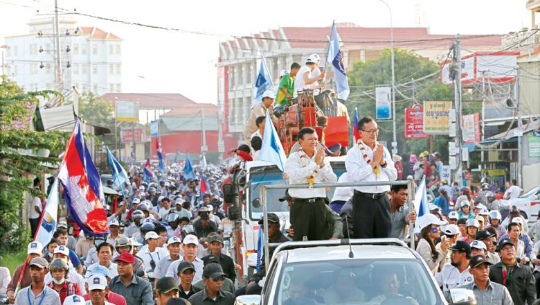 ទីស្តីការ​គណៈរដ្ឋមន្ត្រី​ ចេញ​សៀវភៅ​និយាយ​ពី​បដិវត្តន៍​ពណ៌