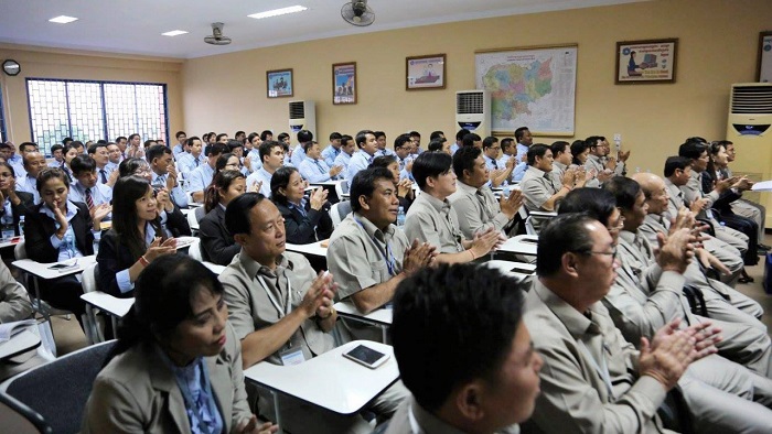 កម្ពុជា​​សម្រេច​​រំលា​យ​​អង្គភាព​​«​កាំសាប​»​​​​ចុងខែ​កុម្ភះ​​ខណៈ​​វាសនា​​មន្ត្រី​មិន​ច្បាស់