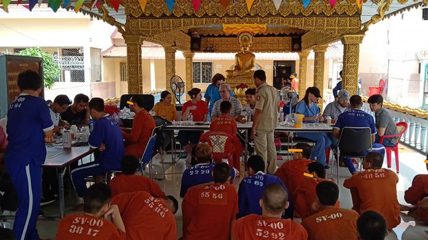 មន្ត្រី​អង្គការ​សង្គម​ស៊ីវិល ជំរុញ​ឲ្យ​រដ្ឋាភិបាល​អនុវត្ត​ការ​ដាក់​ទោស​សហគមន៍ ដើម្បី​កាត់​បន្ថយ​ភាព​ចង្អៀត​ណែន​ក្នុង​ពន្ធនាគារ