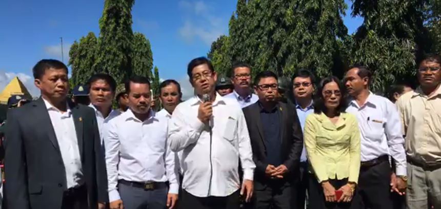 តំណាងរាស្ត្របក្សប្រឆាំង អះអាងថា នៅថ្ងៃចន្ទសប្តាហ៍ក្រោយ ពួកគេនឹងទៅសួរសុខទុក្ខ មេប​​ក្ស​​រប​ស់ខ្លួន នៅពន្ធ​នា​គា​រត្រពាំងផ្លុង ខេត្តត្បូងឃ្មុំ