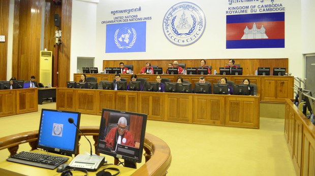 ព្រះរាជ​អាជ្ញាជាតិ​និង​​អន្តរជាតិ​​នៃ​សាលាក្ដីខ្មែរក្រហម​បន្ត​ខ្វែង​យោបល់គ្នា​ទៀត​រឿង​កាត់​​ឬ​មិនកាត់ទោស​​លោក​មាស មុត​